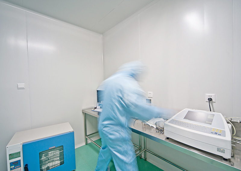 制藥廠無塵車間建設(shè)怎么選擇地面材料？